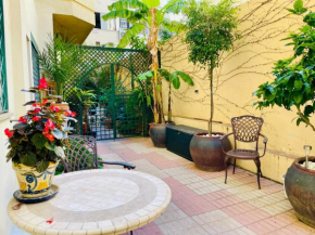 La Pimentera Central Apartments - con patio privado